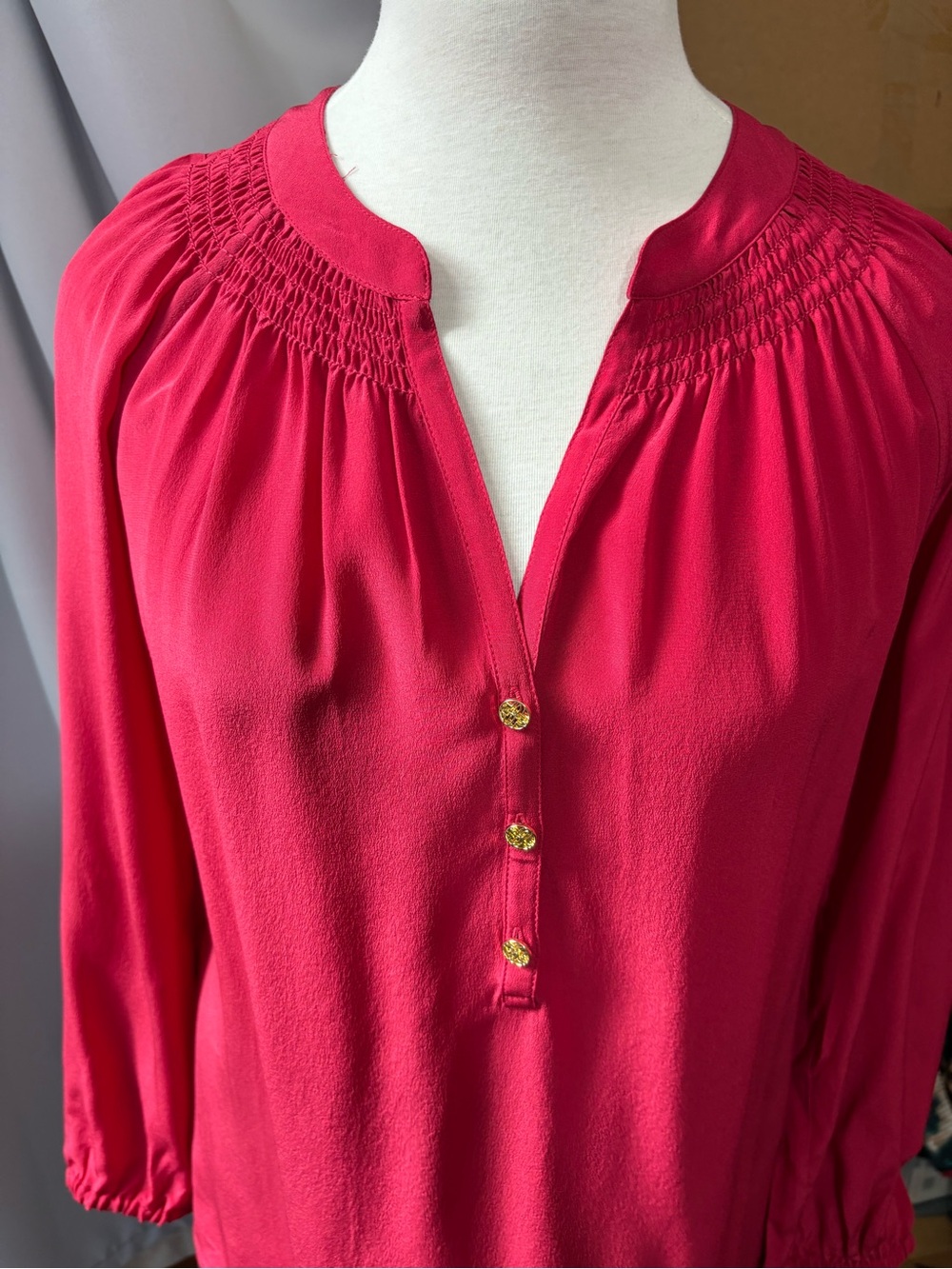 Silk Lila Pulitzer Smocked Yoke Tunic Blouse Warm Red Gold Buttons, Sz XL
